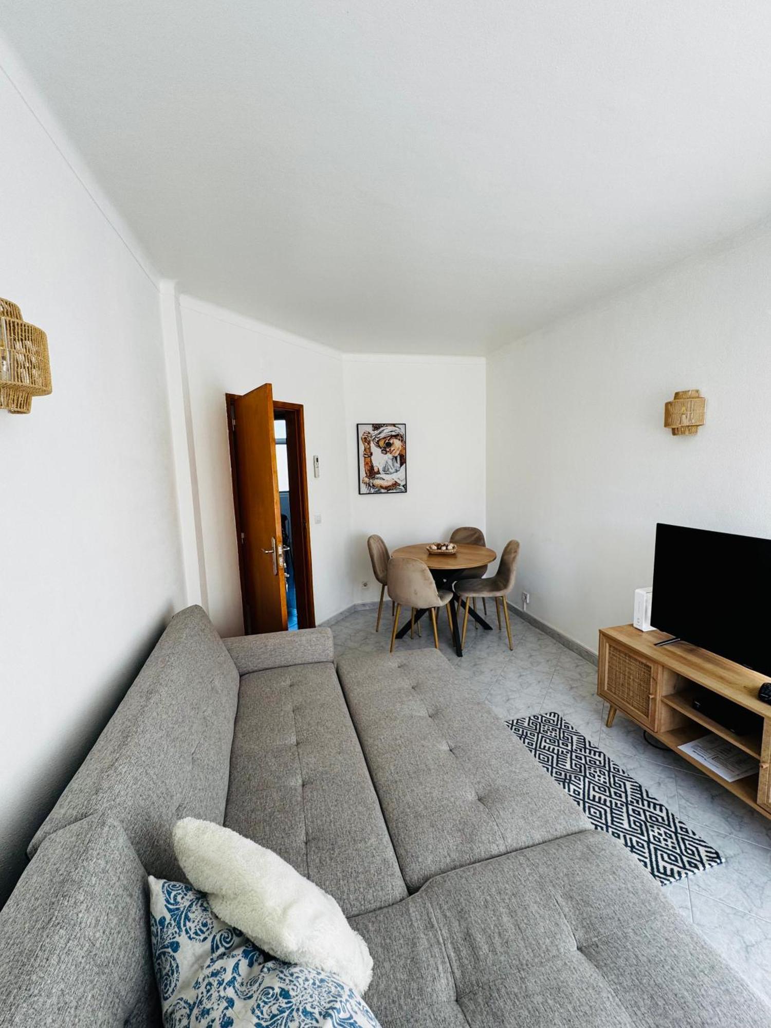 Apartment Casa Dos Nicos - T1 Armacao de Pera